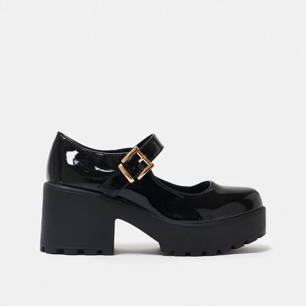 NWOT Koi Footwear Tira Black Patent Mary Janes